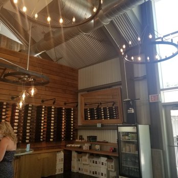 Dablon Vineyards & Winery - Wine Tasting Room Near Me - Baroda, Michigan Dablon Vineyards & Winery - Wine Tasting Room Near Me - Baroda, Michigan
