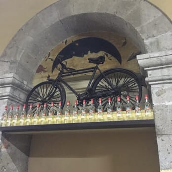 La Fuente - Dive Bars Near Me - Guadalajara, JAL La Fuente - Dive Bars Near Me - Guadalajara, JAL