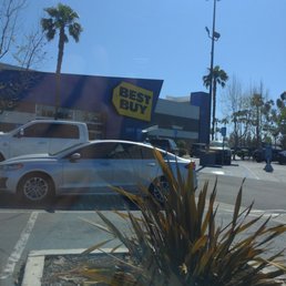 Exterior photo of Best Buy - Fullerton, California Exterior photo of Best Buy - Fullerton, California