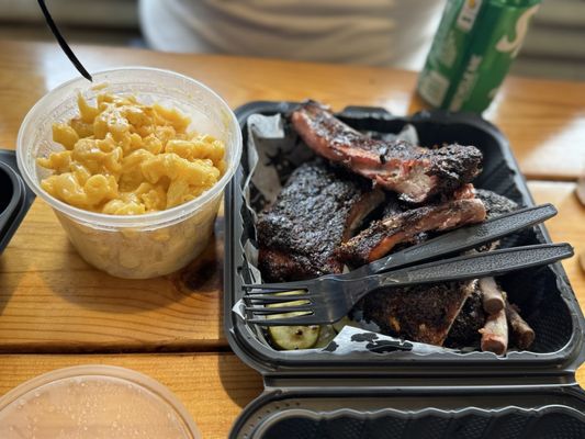 Smoking Kow BBQ by null