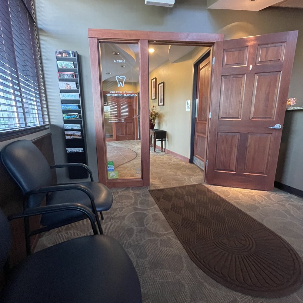 Robert B Lowe, DDS - Interior Entrance - General Dentistry Near Me - Gahanna, Ohio Robert B Lowe, DDS - Interior Entrance - General Dentistry Near Me - Gahanna, Ohio