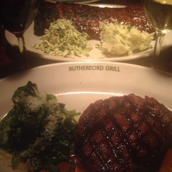 Rutherford Grill - Sirloin steak and amazing amazing ribs! - American Near Me - Rutherford, California