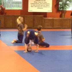 Bushiban Karate DO International Inc - Bonus gymnastics class