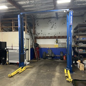 Sleeperzzz - Rotary lift - Auto Repair Near Me - Concord, California Sleeperzzz - Rotary lift - Auto Repair Near Me - Concord, California