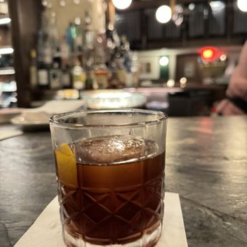 Albert's Bar - Midnight Manhattan - Cocktail Bars Near Me - New York, New York Albert's Bar - Midnight Manhattan - Cocktail Bars Near Me - New York, New York