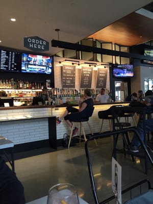 The Eight Bar by null