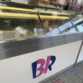 Baskin-Robbins - Put your hair back Kein or wear a hairnet. - Ice Cream & Frozen Yogurt Near Me - Campbell, California Baskin-Robbins - Put your hair back Kein or wear a hairnet. - Ice Cream & Frozen Yogurt Near Me - Campbell, California