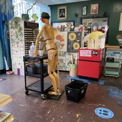 Art Supply Center-I've Been Framed - They do a great job of making you feel welcome
