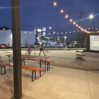 Singhs Cantina - All patio with Spurs games - Vietnamese Near Me - San Antonio, Texas