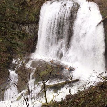 Upper McCord Creek Falls Trail - 3.10.17 upper McCord falls. Fairly easy hike! Absolutely stunning. - Hiking Near Me - Cascade Locks, Oregon Upper McCord Creek Falls Trail - 3.10.17 upper McCord falls. Fairly easy hike! Absolutely stunning. - Hiking Near Me - Cascade Locks, Oregon