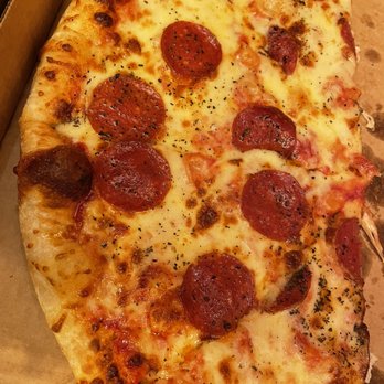Upper Crust Pizza - Pepperoni Pizza - Pizza Near Me - Wintergreen Resort, Virginia