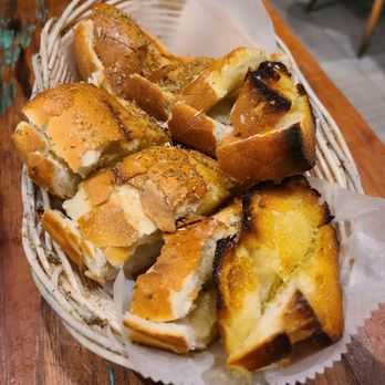 Le Petit Pêcheur - Complimentary bread - Seafood Near Me - Astoria, New York