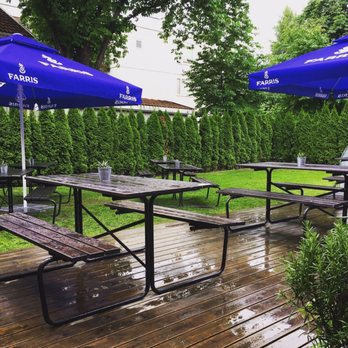 Galgen - Backyard in the rain - Breakfast & Brunch Near Me - Oslo, 03 Galgen - Backyard in the rain - Breakfast & Brunch Near Me - Oslo, 03