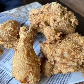 Aliz Seafood House - Broasted chicken - Seafood Near Me - Dearborn, Michigan Aliz Seafood House - Broasted chicken - Seafood Near Me - Dearborn, Michigan