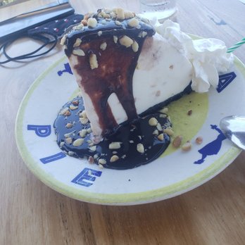 Duke's La Jolla - Hula pie - New American Near Me - La Jolla, California Duke's La Jolla - Hula pie - New American Near Me - La Jolla, California