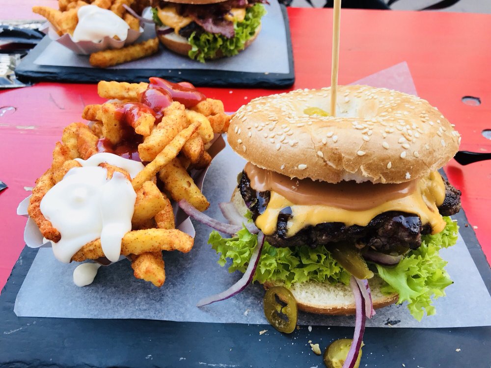 MIXTAPE Updated April 2024 39 Photos & 19 Reviews Kirchstr. 2, Berlin, Germany Burgers MIXTAPE Updated April 2024 39 Photos & 19 Reviews Kirchstr. 2, Berlin, Germany Burgers
