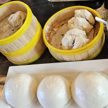 West Emperor - Char sui bao, soup dumplings and HK pork bao - Dim Sum Near Me - Kapolei, Hawaii