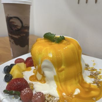 Motto Tea Cafe - Mango Japanese pancake - Bubble Tea Near Me - San Gabriel, California Motto Tea Cafe - Mango Japanese pancake - Bubble Tea Near Me - San Gabriel, California
