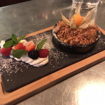 Homan Bistro & Bar - Apple crumble. Amazing! - Bistros Near Me - Oslo, 03