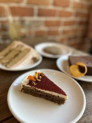 5 Points Market & Restaurant by null