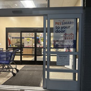 PetSmart - Pet Stores Near Me - Castleton, Indiana PetSmart - Pet Stores Near Me - Castleton, Indiana