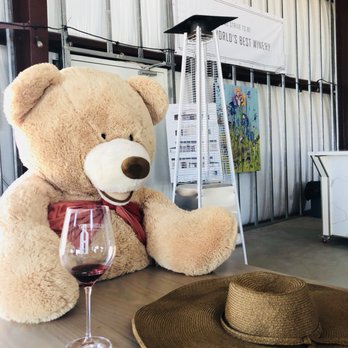 Tour del Vino - Wine Tours Near Me - Temecula, California Tour del Vino - Wine Tours Near Me - Temecula, California