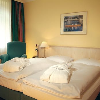 Upstalsboom Parkhotel - Doppelzimmer Standard - Hotels Near Me - Emden, NI