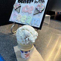 Coconut Cream pie small cone Coconut Cream pie small cone
