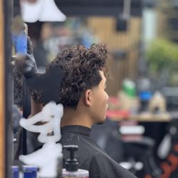 RD Barber Shop - Haircut
