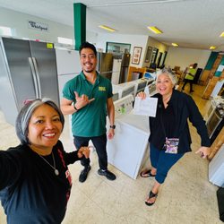 Ross Appliance and Mattress - EXCEPTIONAL customer service with John who really took great care of us, answering our questions and providing us with more tips!