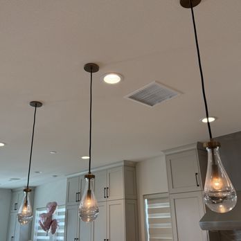 Vitor's Handyman - Rh pendant kitchen lights - Electricians Near Me Vitor's Handyman - Rh pendant kitchen lights - Electricians Near Me