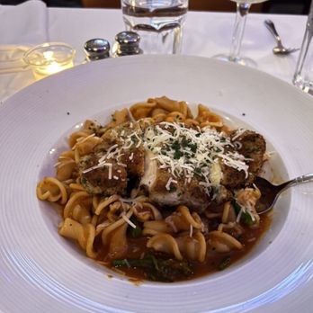 Le Deauville - French Near Me - Lexington, Kentucky