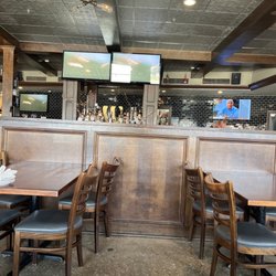 Warren's Ale House