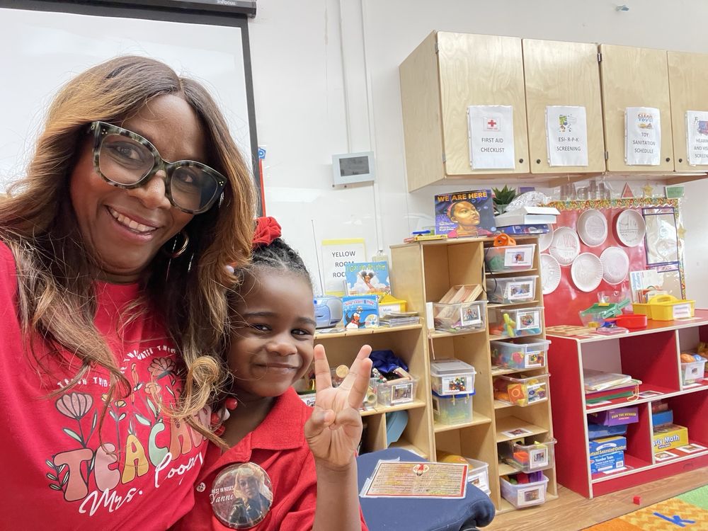 Little Hands Child Creative Center - childcare center in Chicago, IL