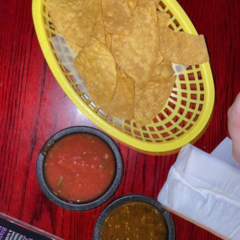 Los Altos Restaurant - a basket of chips and salsa - Mexican Near Me - Detroit, Michigan Los Altos Restaurant - a basket of chips and salsa - Mexican Near Me - Detroit, Michigan