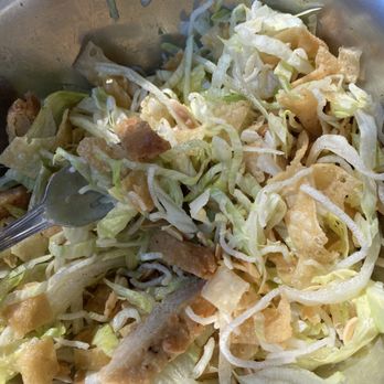 Joan's on Third - Chinease chicken salad ( vegan version) - Breakfast & Brunch Near Me - Studio City, California