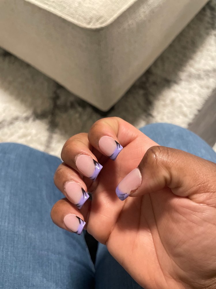 Happy Nail Spa Logo