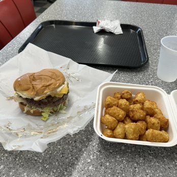 Dave's Giant Hamburger - Burger and tater tot's - Burgers Near Me - Fairfield, California Dave's Giant Hamburger - Burger and tater tot's - Burgers Near Me - Fairfield, California