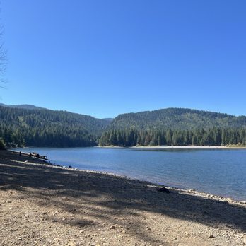 Lake Siskiyou - Lakes Near Me - Mt Shasta, California