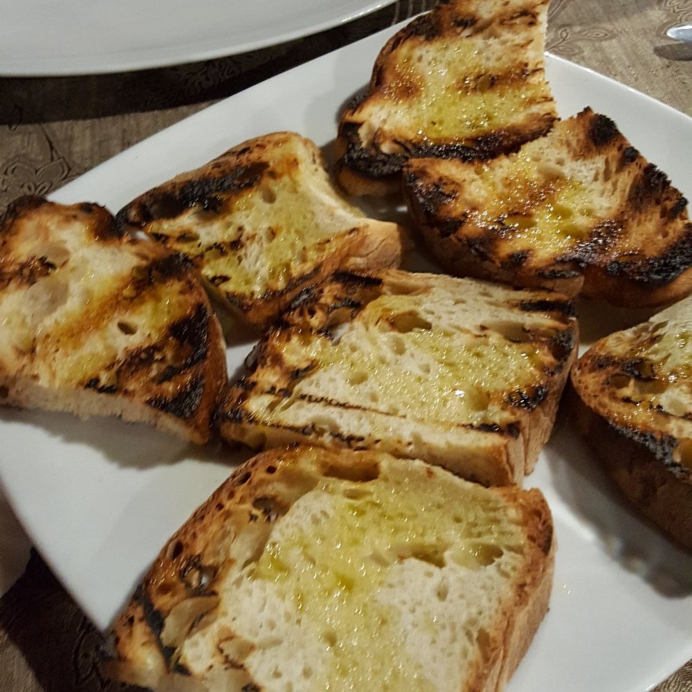 Maratea La Pearla - Plenty of toasted bread. - Seafood Near Me - Maratea, PZ
