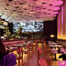Paperfish Sushi - Dining area