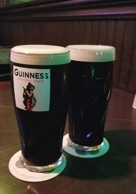 Lucky Baldwin's Pub by null