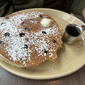 Snooze, an A.M. Eatery - Blueberry Pancakes with REAL maple syrup - Breakfast & Brunch Near Me - Phoenix, Arizona Snooze, an A.M. Eatery - Blueberry Pancakes with REAL maple syrup - Breakfast & Brunch Near Me - Phoenix, Arizona