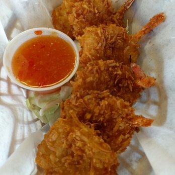 Coconut's Fish Cafe - Kamaole - Cocoon shrimp - Seafood Near Me - Kihei, Hawaii