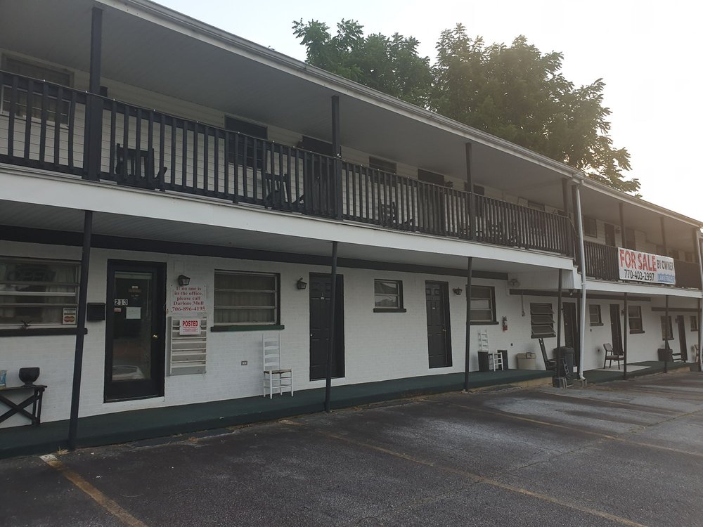 MULL MOTEL Updated August 2024 213 N Main St, Hiawassee,