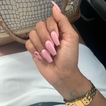 Jae Nail Bar - Pink Glow in the dark with gold and marble finish - Nail Salons Near Me - Nashville, Tennessee Jae Nail Bar - Pink Glow in the dark with gold and marble finish - Nail Salons Near Me - Nashville, Tennessee