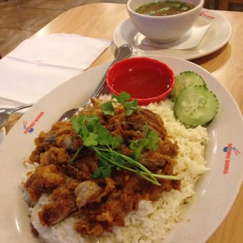 Noodle World - Crispy chicken hainam - Chinese Near Me - Alhambra, California Noodle World - Crispy chicken hainam - Chinese Near Me - Alhambra, California