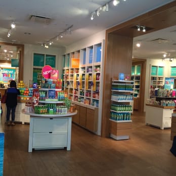Bath & Body Works - Cosmetics & Beauty Supply Near Me - Arlington, Texas