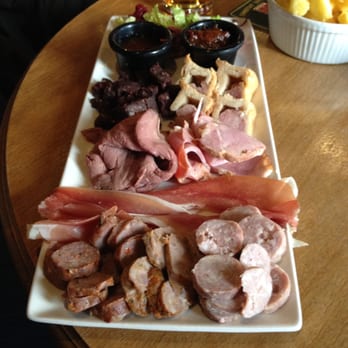 The Rams Head Inn - Meat platter (pork pie, honey roasted ham, handmade sausage, chorizo, rare roast beef, Bury black pudding) - Delicatessen Near Me - Saddleworth, XGM The Rams Head Inn - Meat platter (pork pie, honey roasted ham, handmade sausage, chorizo, rare roast beef, Bury black pudding) - Delicatessen Near Me - Saddleworth, XGM