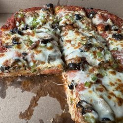 Trophy's Pizza - Deep dish pizza